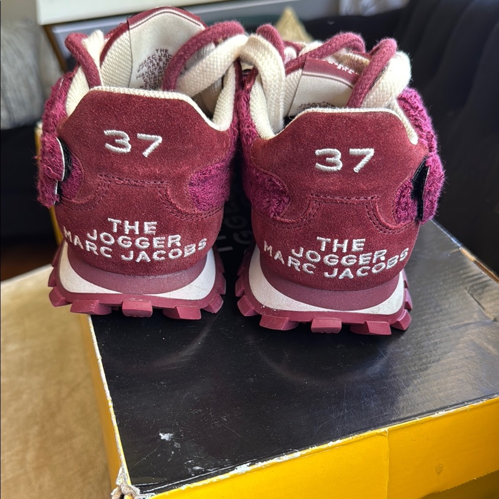 THE TERRY JOGGER BORDEAUX size 7 - Picture 6 of 10